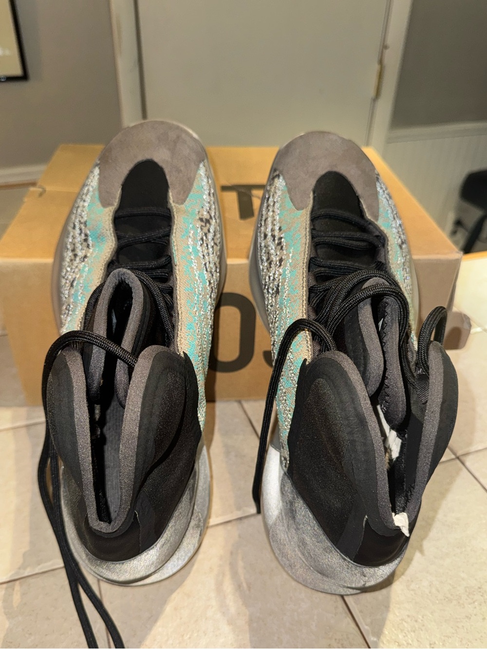 (Preowned) Adidas Yeezy QNTM Ophani Size US 12 - Picture 12 of 16